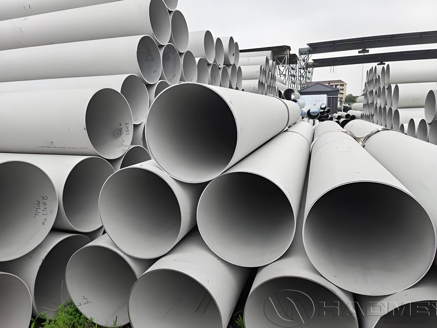 Marine Seamless Stainless Steel Pipe.jpg