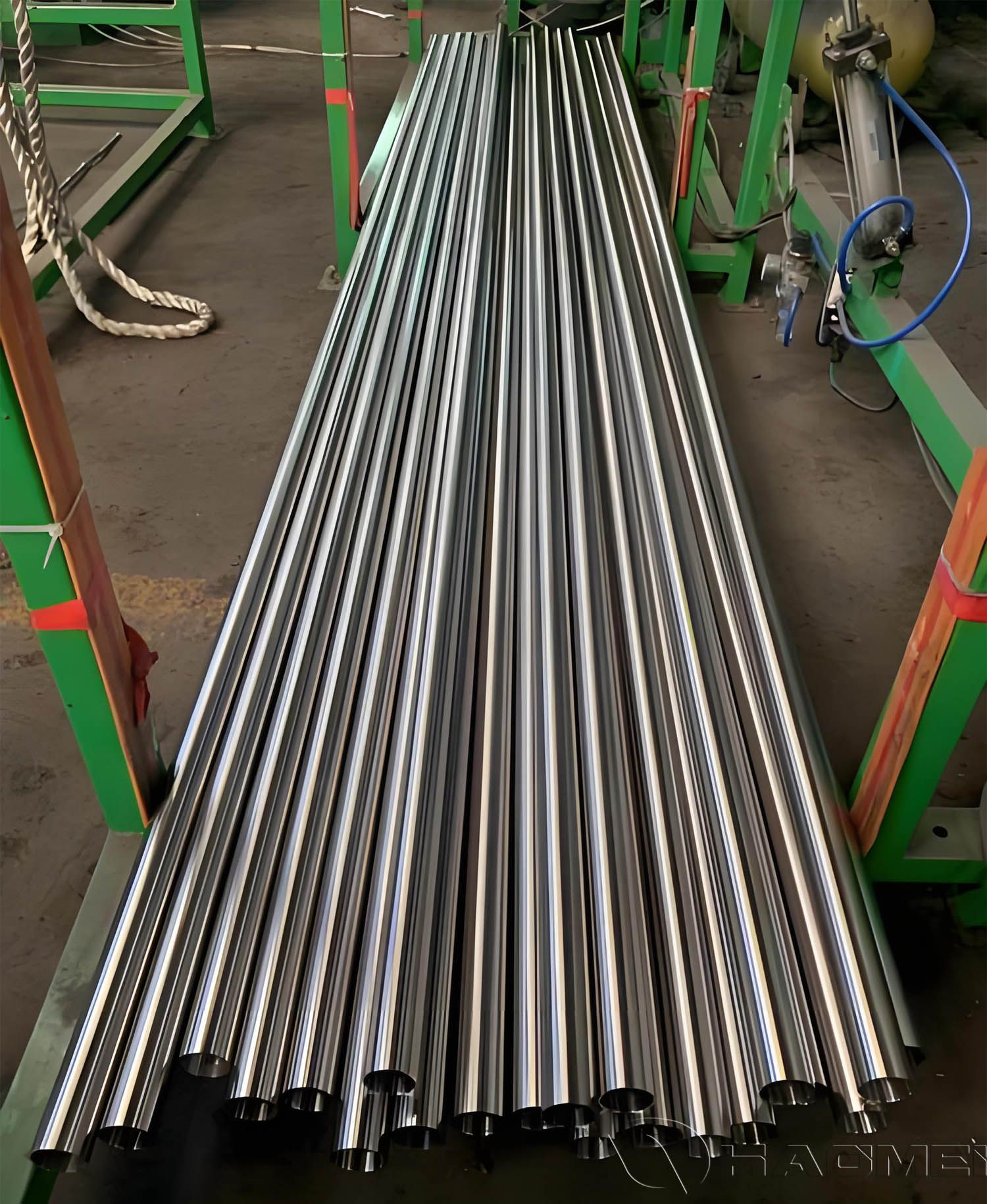 1788856985816541.jpg Marine Seamless stainless steel pipe.jpg