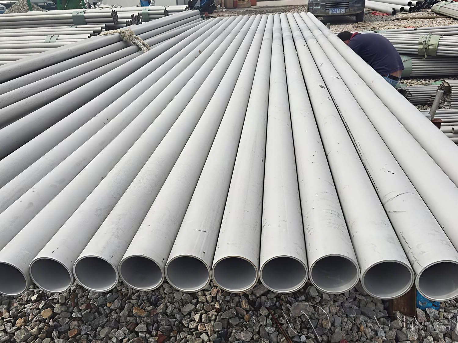1791875719370121.jpg Seamless stainless steel pipe.jpg